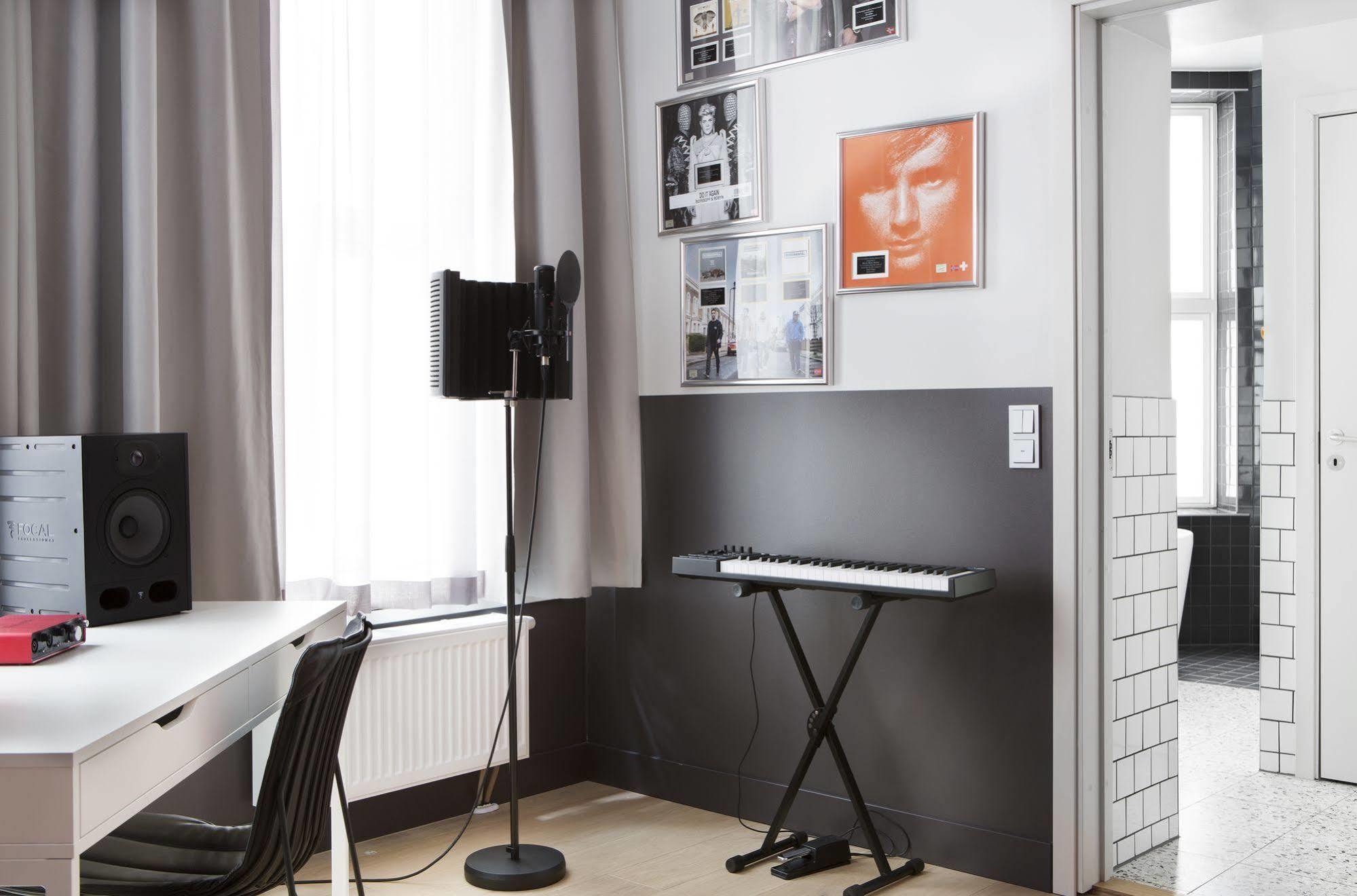 Hotel Comfort Karl Johan 3*